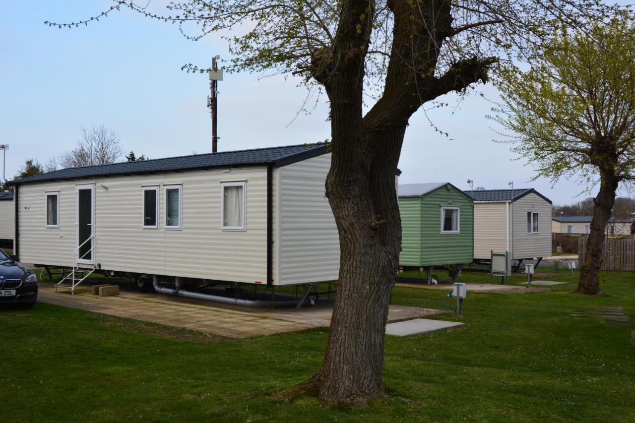 Holiday Home At Cherry Tree Holiday Park 738 Great Yarmouth Exteriör bild